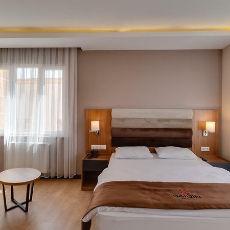 City Hotel Batumi Eksteriør billede