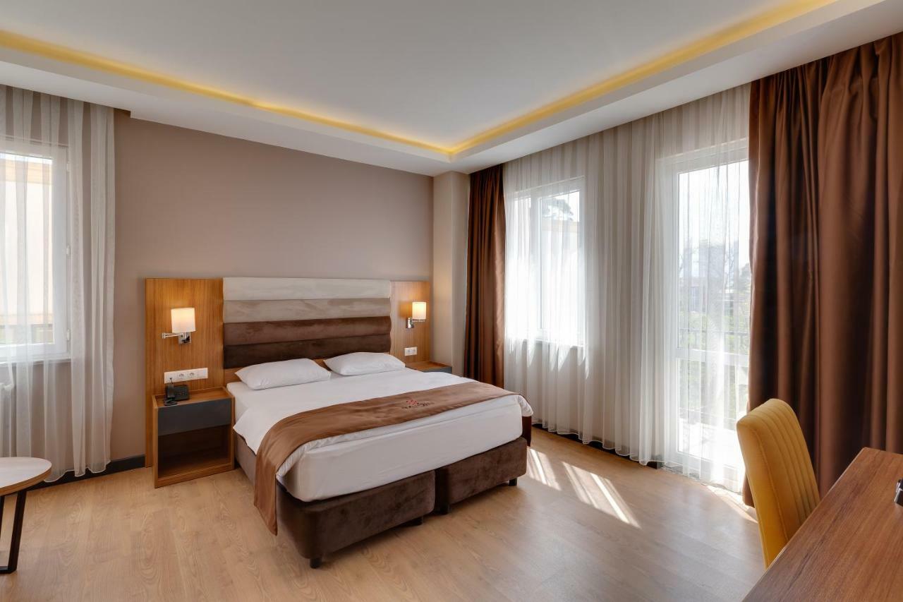 City Hotel Batumi Eksteriør billede