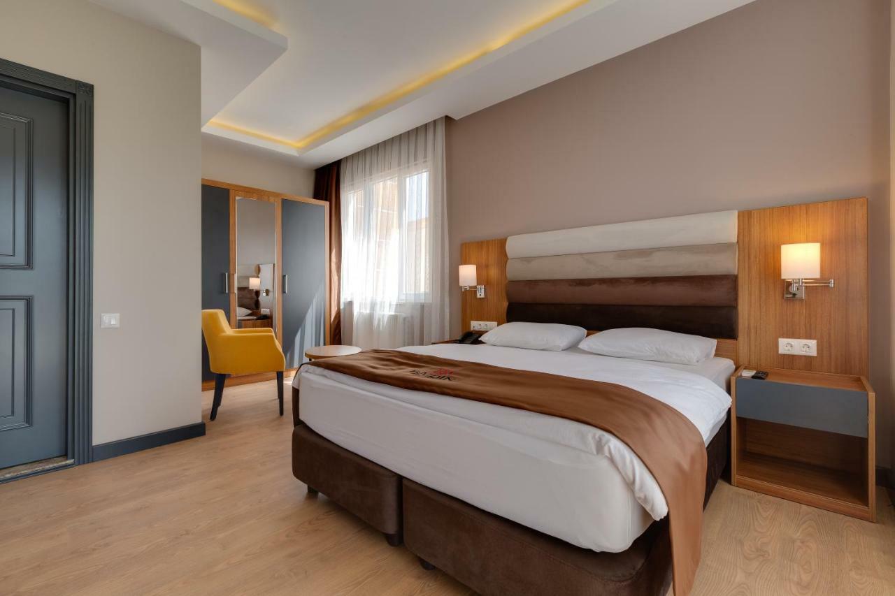 City Hotel Batumi Eksteriør billede