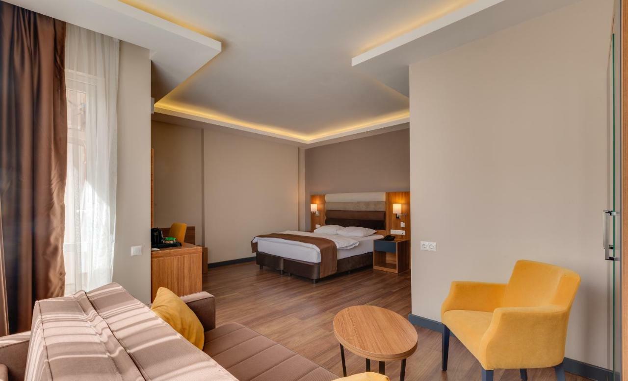 City Hotel Batumi Eksteriør billede