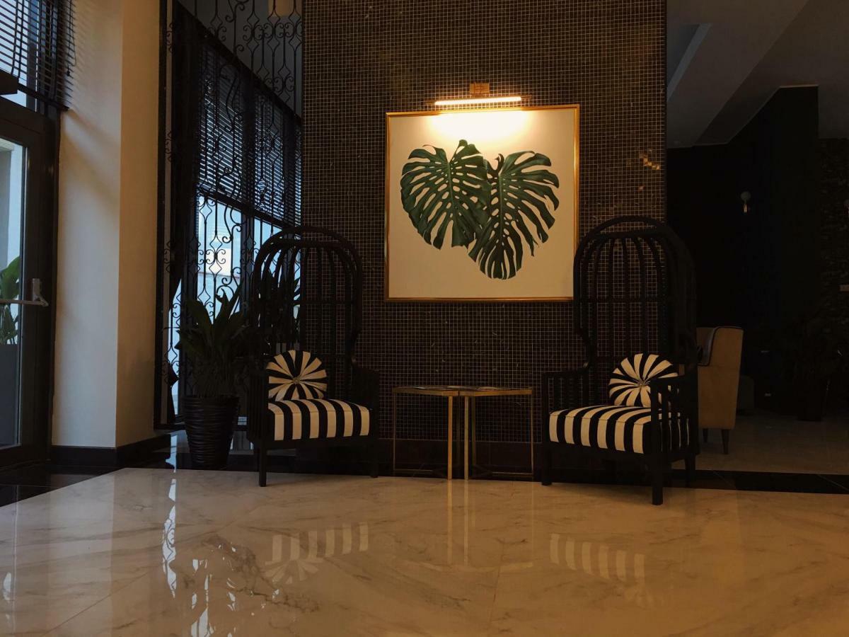 City Hotel Batumi Eksteriør billede